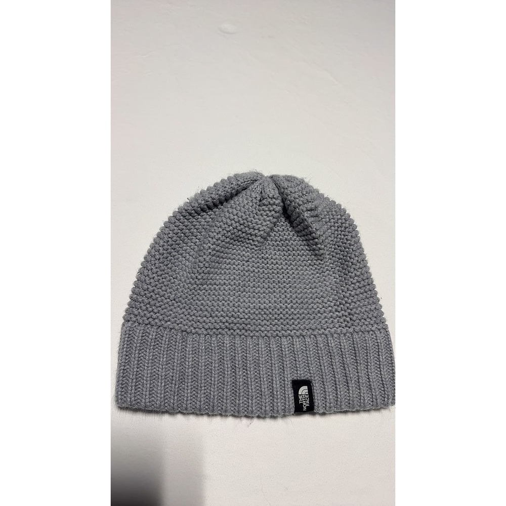 The North Face Gray Knit Beanie Mens Textured Ribbed Winter Hat One Size